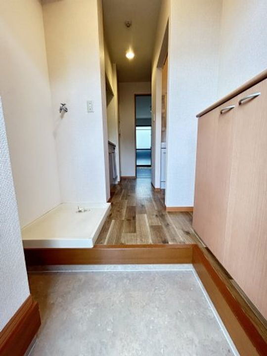 兵庫県神戸市灘区赤坂通6丁目(アパート)の賃貸物件の玄関