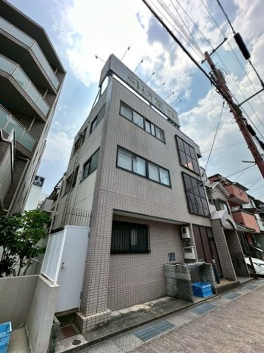 レヂデンス夙川の外観