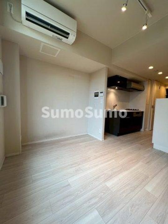 ラ・ペルラ下北沢の居間