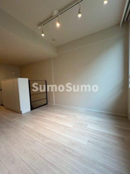 ラ・ペルラ下北沢の内装