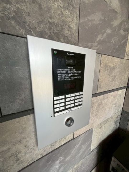 ウィステリア門戸の外観