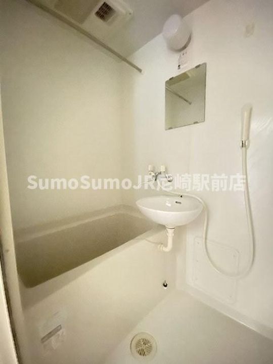 兵庫県尼崎市杭瀬北新町1丁目(アパート)の賃貸物件の風呂