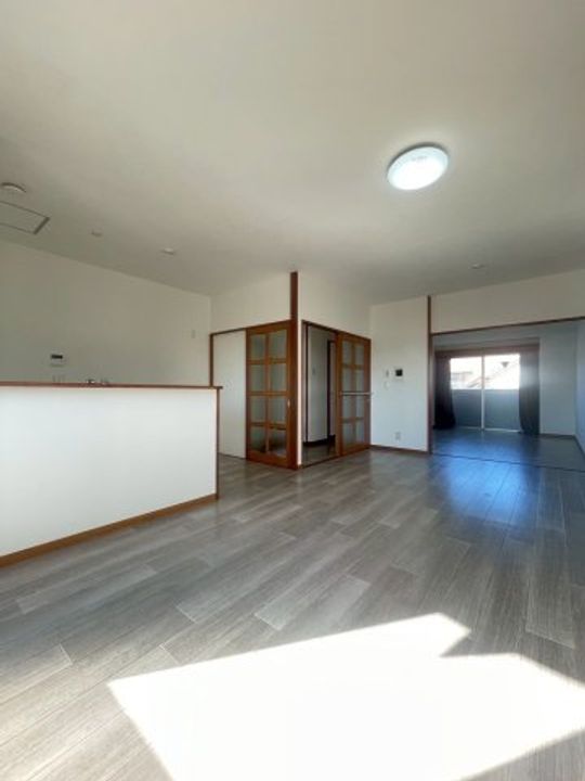 行幸マンションの居間