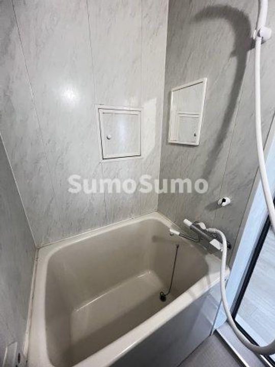 リアライズ甲南山手の風呂