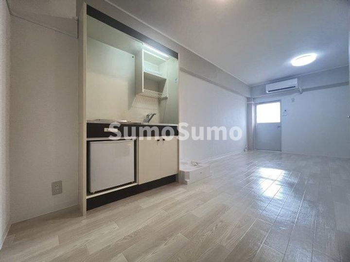 リアライズ甲南山手の居間