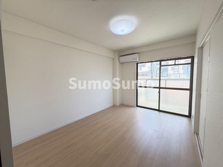 兵庫県神戸市東灘区御影中町1丁目(マンション)の賃貸物件の居間