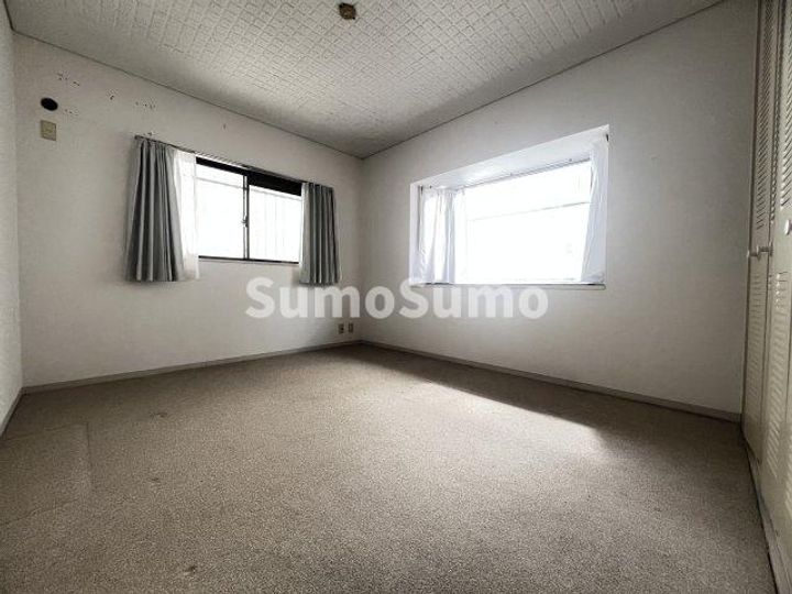 ハイツ仏天垣の寝室