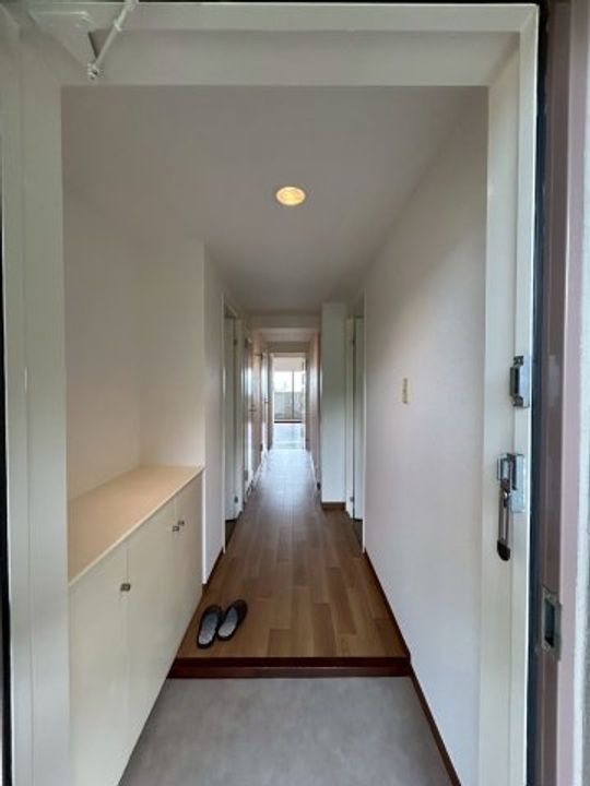 デメテル高取台の玄関