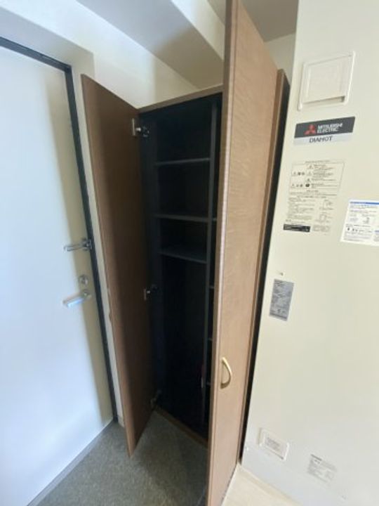 兵庫県神戸市須磨区千守町1丁目(マンション)の賃貸物件の玄関
