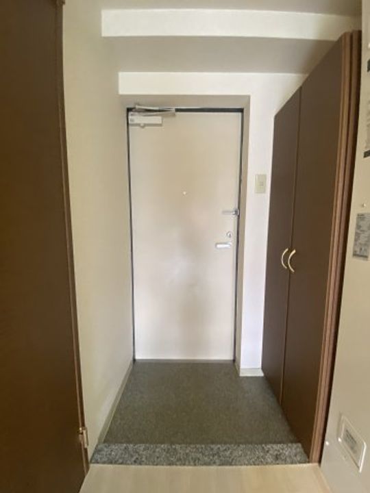 兵庫県神戸市須磨区千守町1丁目(マンション)の賃貸物件の玄関