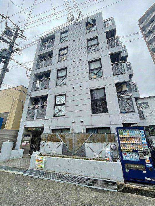 ダイドーメゾン神戸の外観