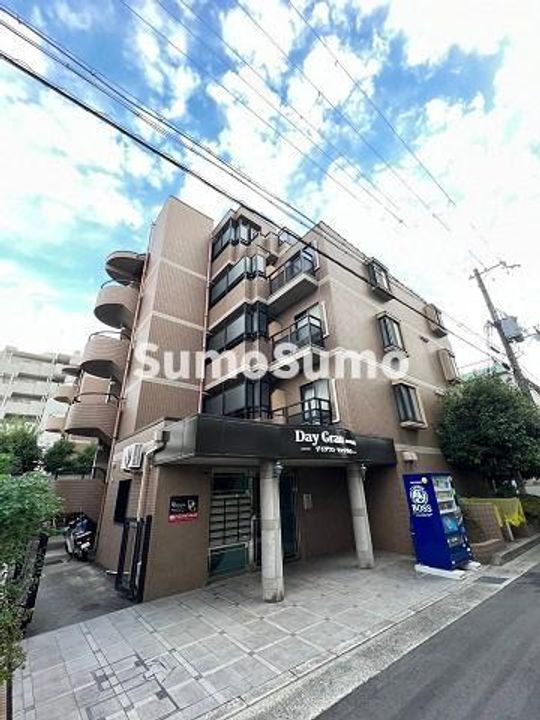 兵庫県尼崎市小中島3丁目(アパート)の賃貸物件の外観