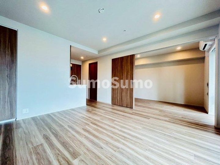 ジオエント白金台の居間