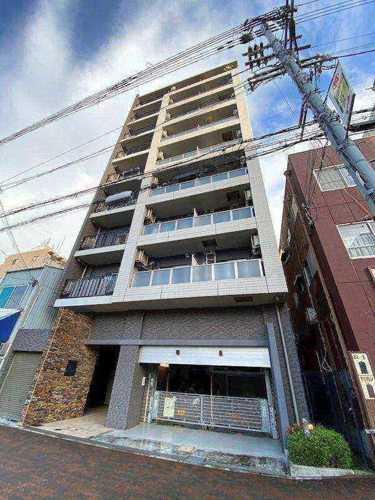 ロイスグラン神戸下沢通の外観
