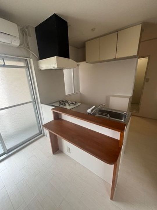 兵庫県神戸市灘区中郷町4丁目(マンション)の賃貸物件のキッチン