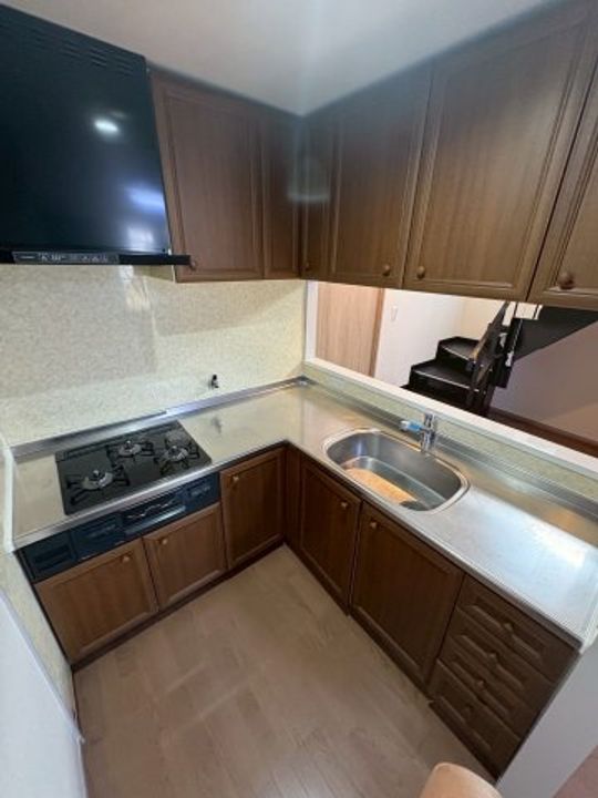 兵庫県神戸市兵庫区水木通6丁目(一戸建)の賃貸物件のキッチン