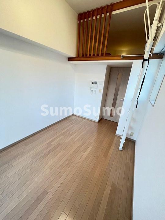 兵庫県神戸市中央区琴ノ緒町3丁目(マンション)の賃貸物件の居間