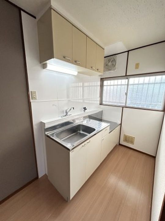 兵庫県神戸市中央区中山手通7丁目(マンション)の賃貸物件のキッチン