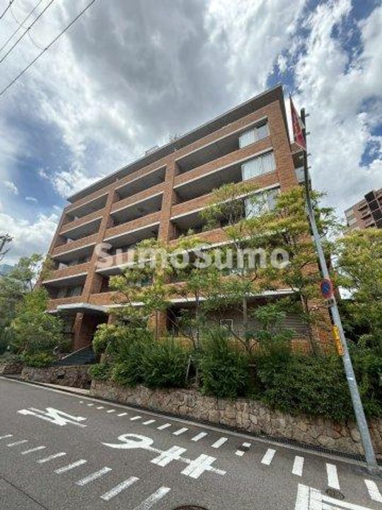 パレスコート小橋町の外観