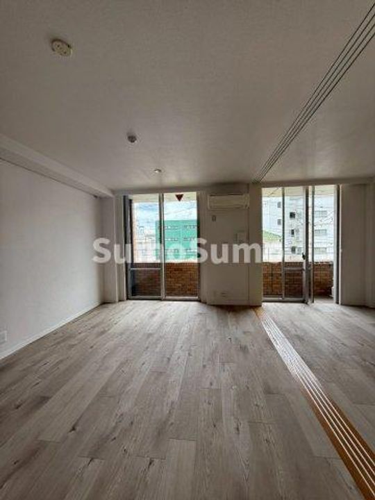 パレスコート小橋町の居間