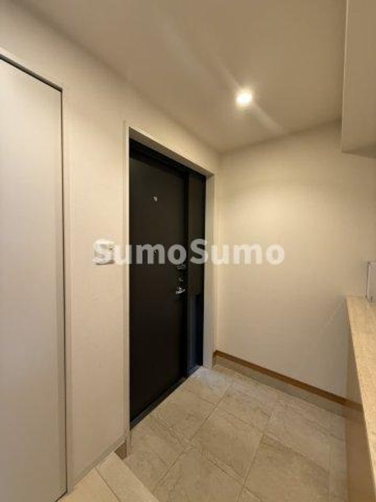 パレスコート小橋町の玄関