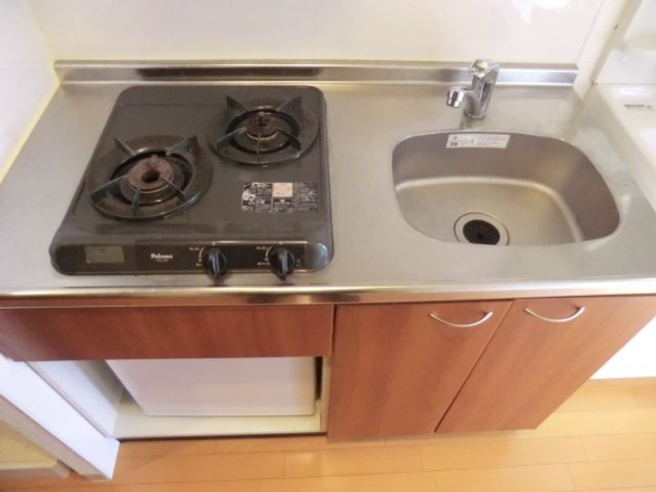兵庫県神戸市中央区南本町通5丁目(マンション)の賃貸物件のキッチン