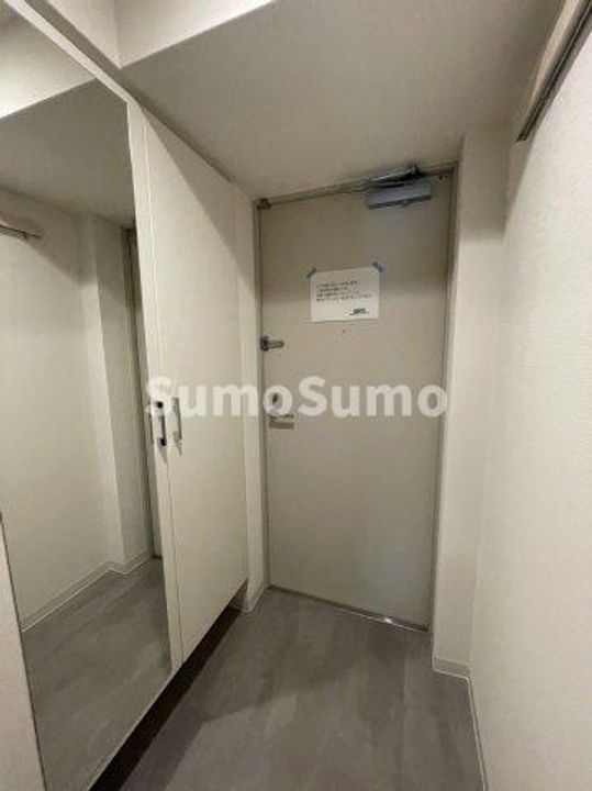 アーバネックス西本町の玄関