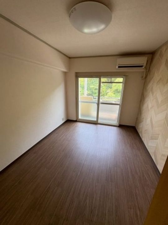 兵庫県神戸市須磨区白川台5丁目(マンション)の賃貸物件の居間