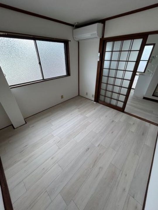 兵庫県神戸市兵庫区荒田町3丁目(マンション)の賃貸物件の居間