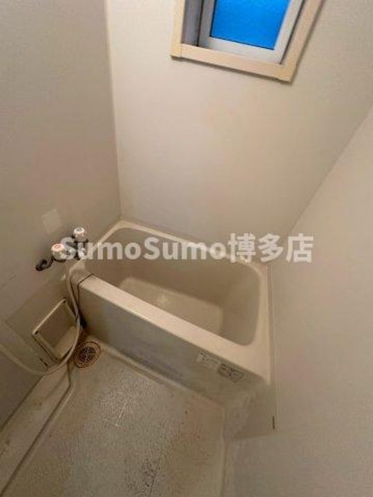 リブレア箱崎駅前B棟の風呂