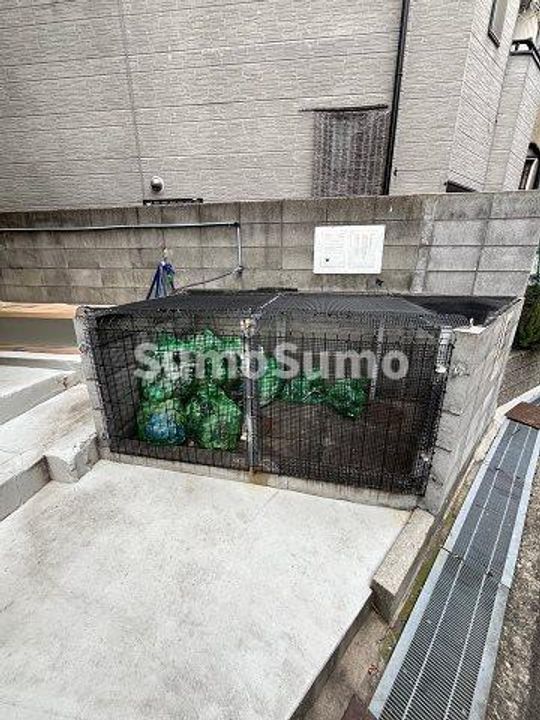 兵庫県尼崎市西立花町2丁目(アパート)の賃貸物件の外観
