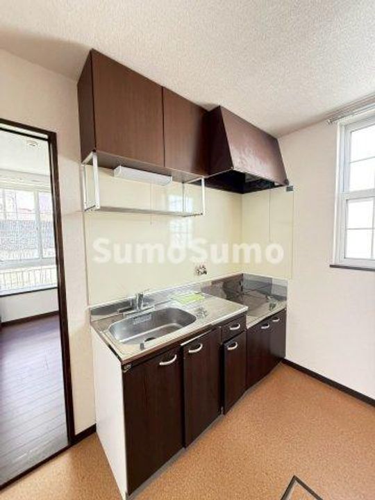 ヴィレッジコート山手A棟のキッチン