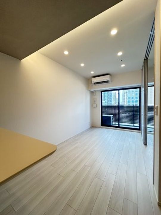 コンフォリア・リヴ北浜淡路町の居間