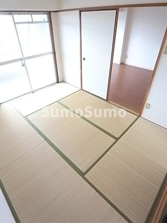 兵庫県尼崎市富松町1丁目(マンション)の賃貸物件の寝室