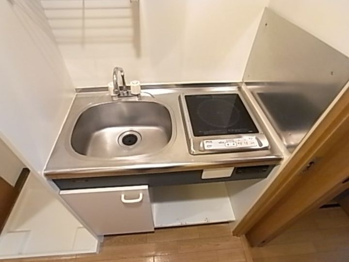 兵庫県神戸市中央区磯辺通4丁目(マンション)の賃貸物件のキッチン