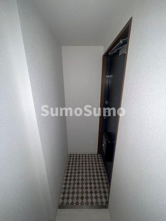 大阪府大阪市西区北堀江2丁目(マンション)の賃貸物件の玄関