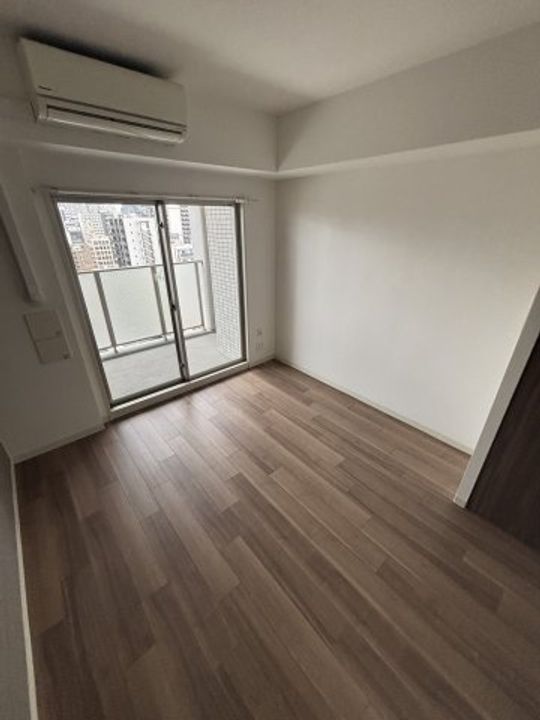 大阪府大阪市西区江戸堀2丁目(マンション)の賃貸物件の居間