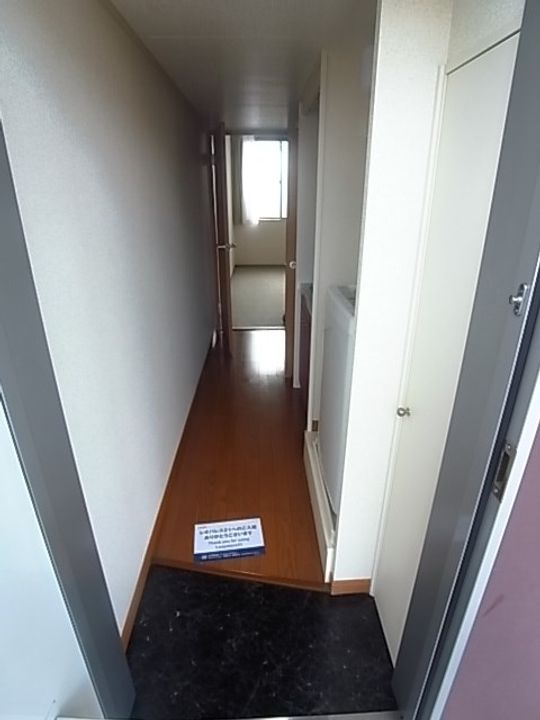 兵庫県西宮市上ケ原山手町(アパート)の賃貸物件の玄関