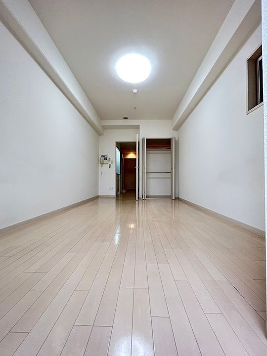 兵庫県神戸市中央区元町通6丁目(マンション)の賃貸物件の居間