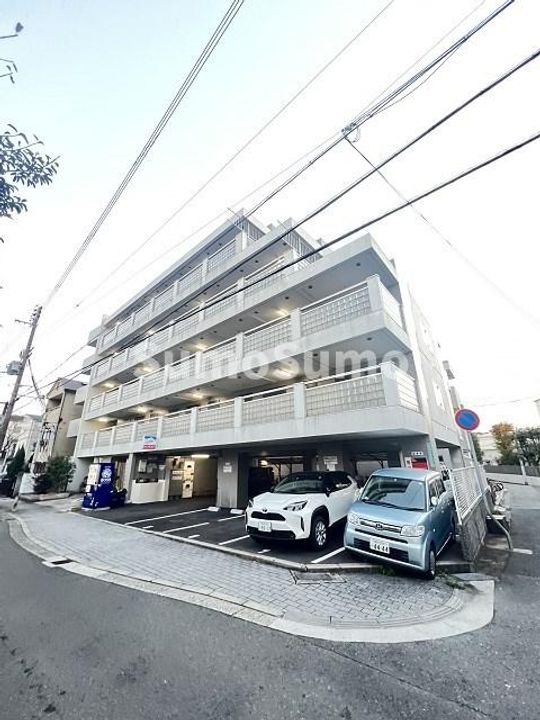 兵庫県尼崎市北城内(マンション)の賃貸物件の外観