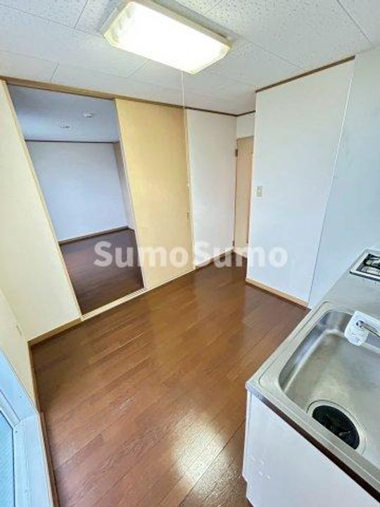 ダイコーポ西藤江の居間