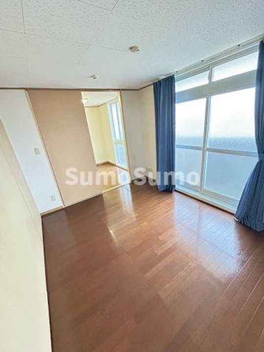 ダイコーポ西藤江の居間