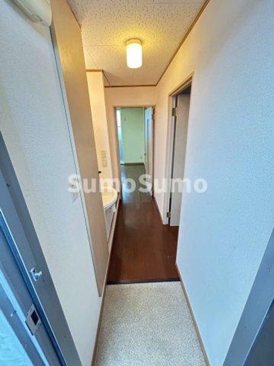 ダイコーポ西藤江の玄関