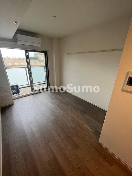 大阪府大阪市浪速区恵美須西1丁目(マンション)の賃貸物件の居間