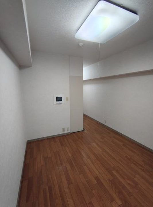 兵庫県神戸市中央区元町通5丁目(マンション)の賃貸物件の居間