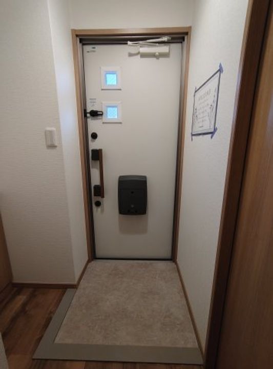 兵庫県神戸市灘区国玉通3丁目(アパート)の賃貸物件の玄関