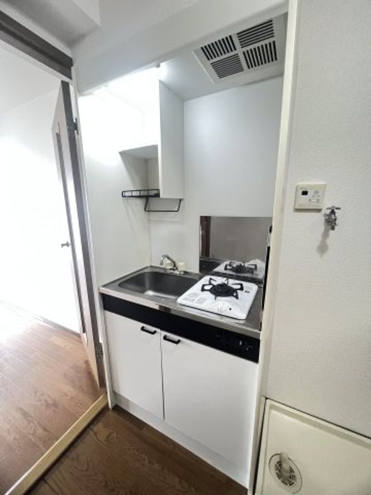 兵庫県神戸市東灘区岡本3丁目(マンション)の賃貸物件のキッチン