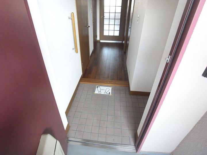兵庫県神戸市兵庫区荒田町3丁目(マンション)の賃貸物件の玄関