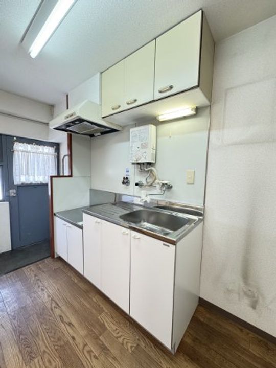 兵庫県神戸市中央区吾妻通1丁目(マンション)の賃貸物件のキッチン