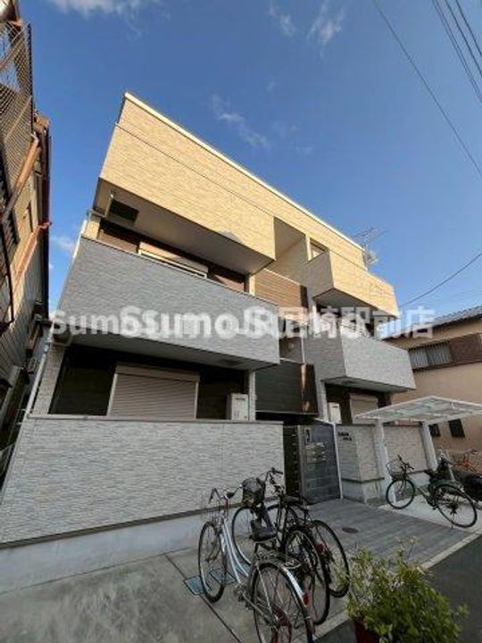 兵庫県尼崎市西本町北通5丁目(アパート)の賃貸物件の外観